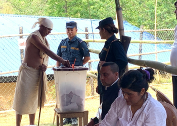 इलाममा ५८ र बझाङमा ५० प्रतिशत मतदान : निर्वाचन आयोग